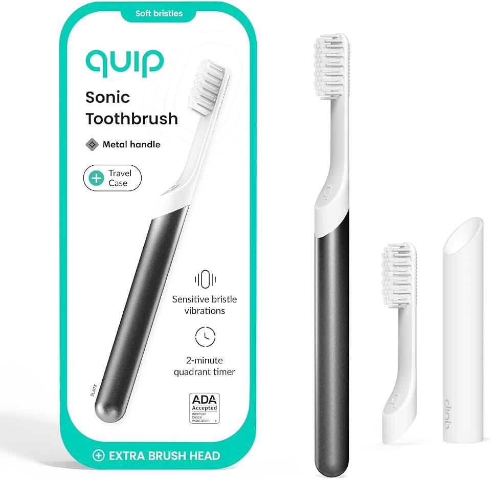 quip Cepillo de dientes eléctrico para adultos, cepillo de dientes sónico con cubierta de viaje y soporte de espejo, cer